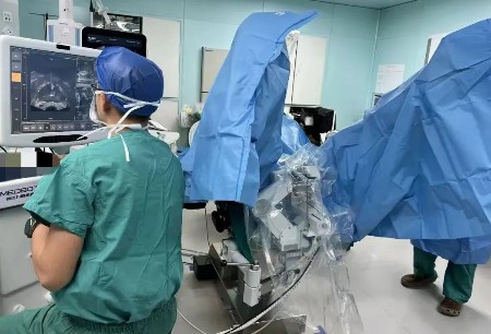 診療一體化！全球首例基于前列腺定位機(jī)器人結(jié)合冷凍消融平臺的前列腺癌局灶治療成功實(shí)施